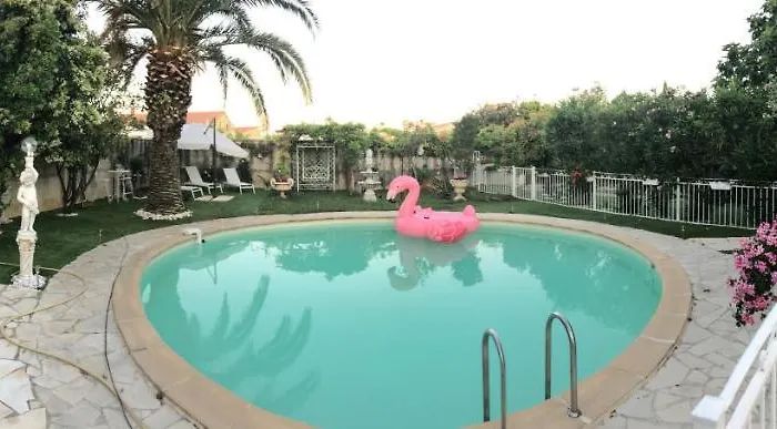 à Appartement Uchaud